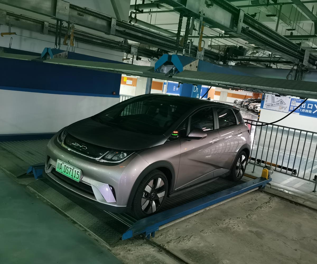 莊浪兩層升降橫移式機械停車位